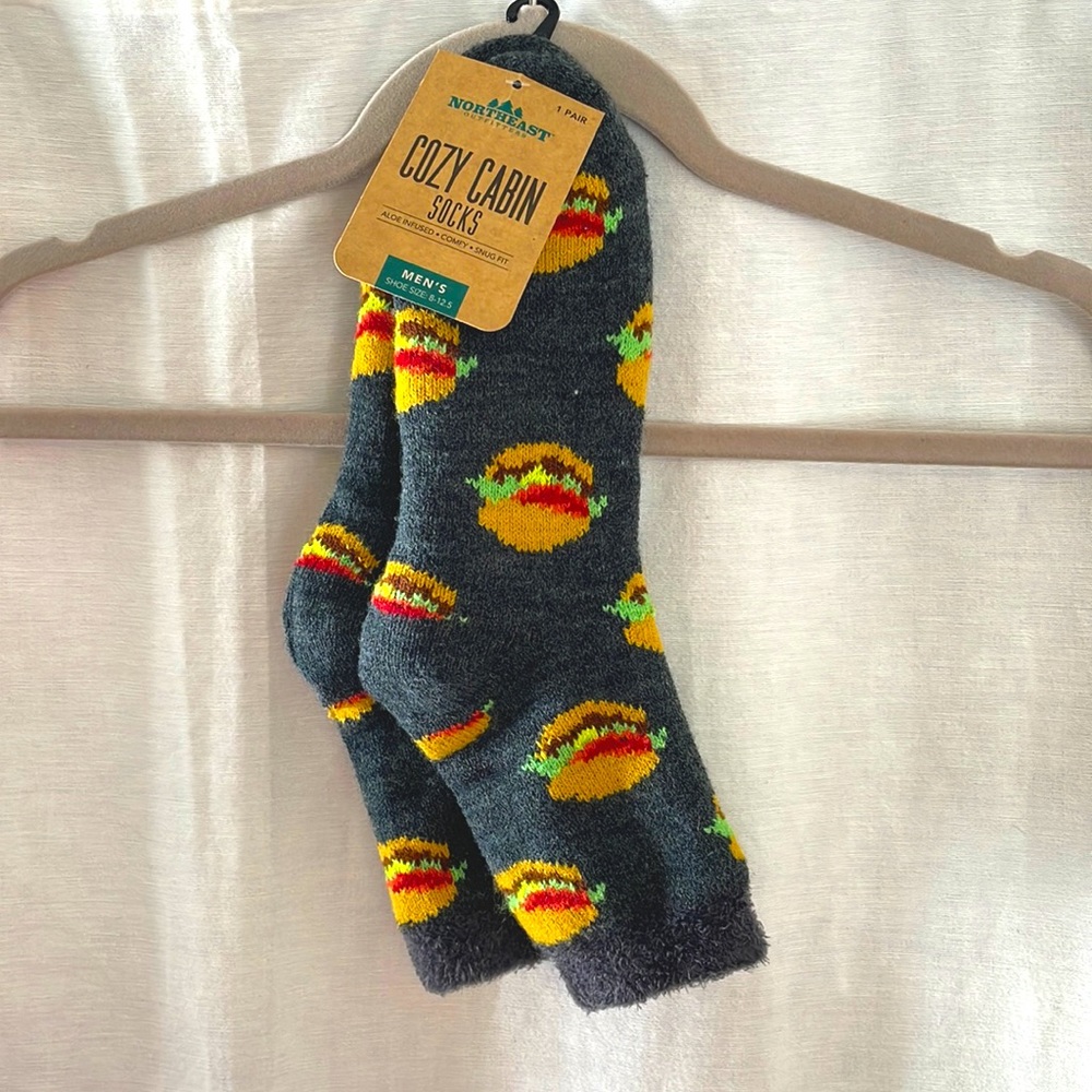 NWT Northeast Outfitters Cozy Cabin Men’s socks